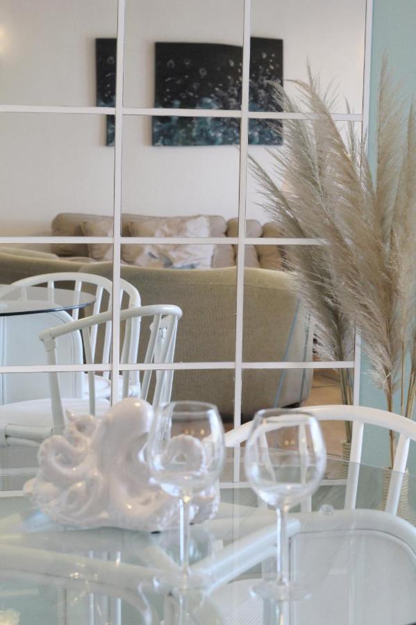 T3 Holiday Cottage Near The Beach | C225 Porches  Exteriér fotografie